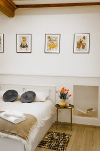 Belvedere237 "B" master bedroom garden view